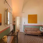 La Naca Della Taranta Bed & Breakfast 4*
