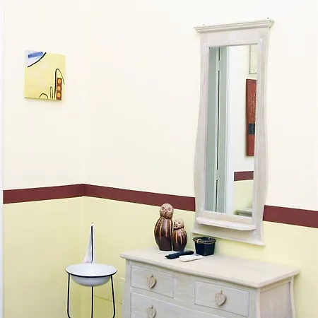 ベッド・アンド・ブレックファスト La Naca Della Taranta