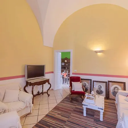 La Naca Della Taranta ベッド・アンド・ブレックファスト 4*